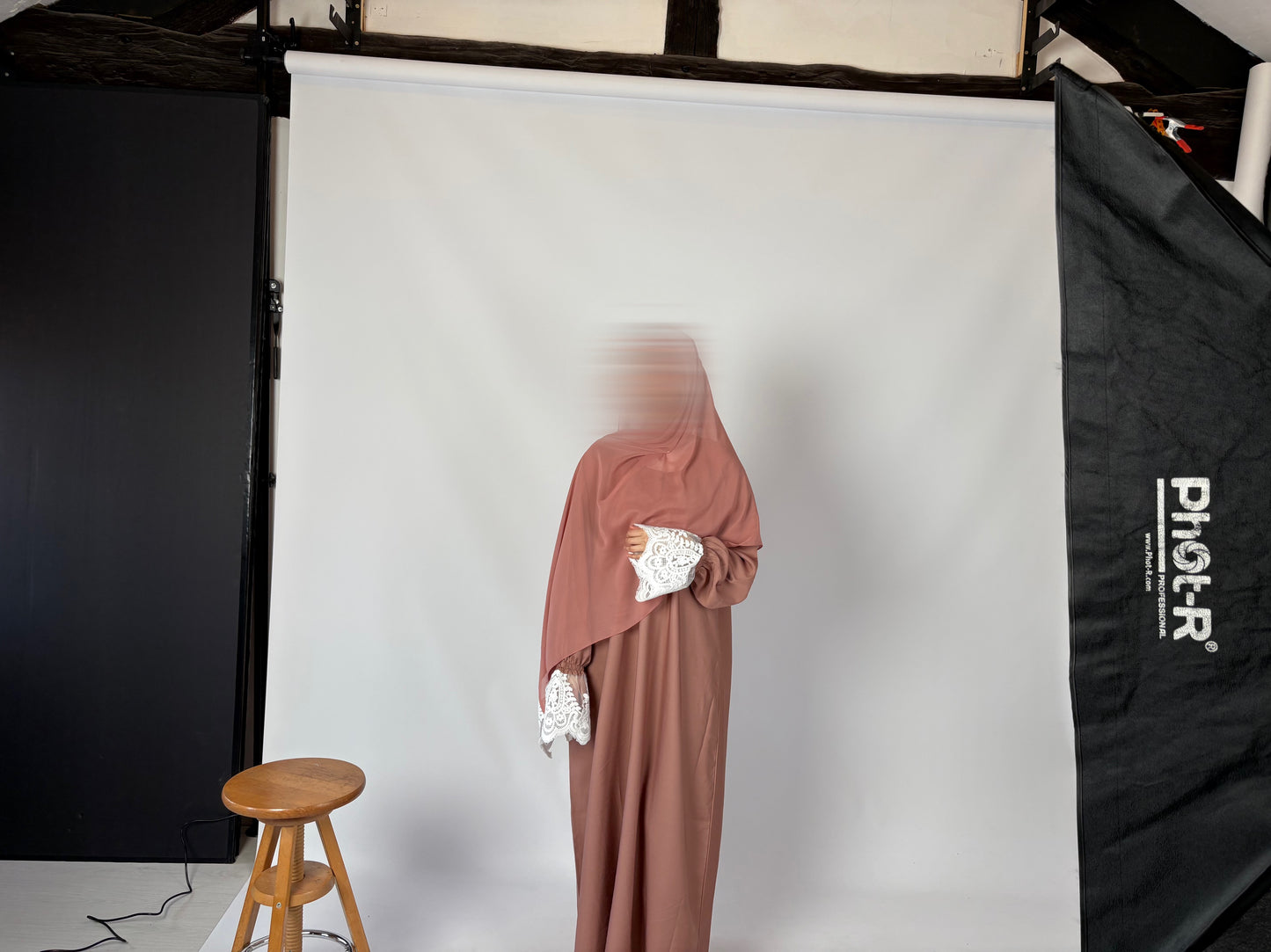 Rose prayer abaya